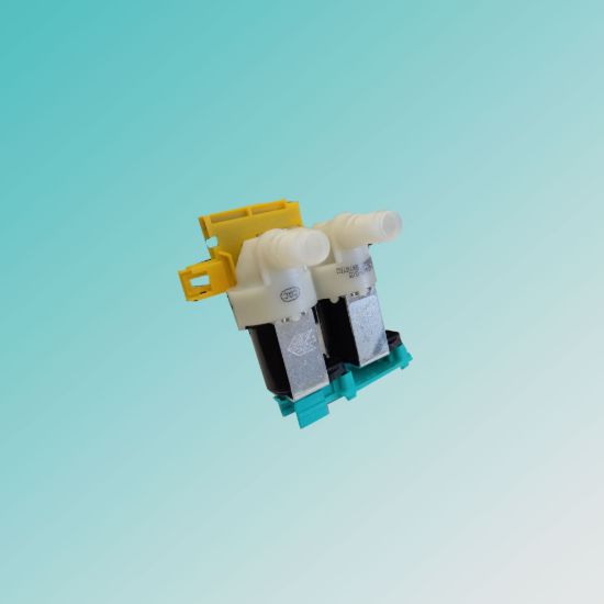 تصویر شير دوقلو صاف بوش سوزنی با فلومتر ايتاليا Bitron